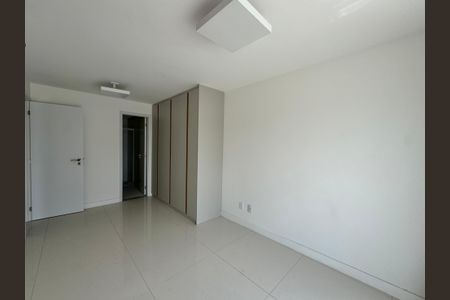 Apartamento para alugar com 324m², 3 quartos e 4 vagas Apartamento para alugar com 324m², 3 quartos e 4 vagasSuíte 2
