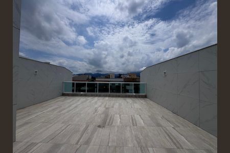 Apartamento para alugar com 324m², 3 quartos e 4 vagas Apartamento para alugar com 324m², 3 quartos e 4 vagasTerraço