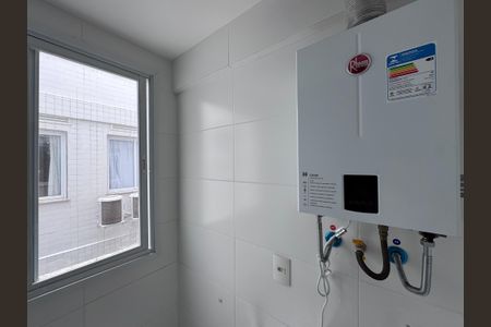 Apartamento para alugar com 324m², 3 quartos e 4 vagas Apartamento para alugar com 324m², 3 quartos e 4 vagasCozinha e Área de Serviço