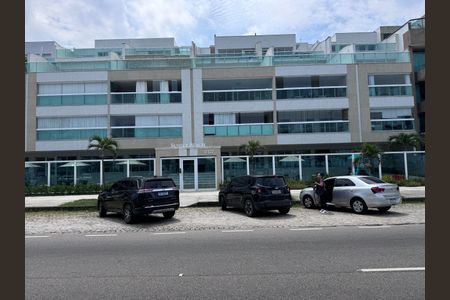 Apartamento para alugar com 324m², 3 quartos e 4 vagas Apartamento para alugar com 324m², 3 quartos e 4 vagasFachada