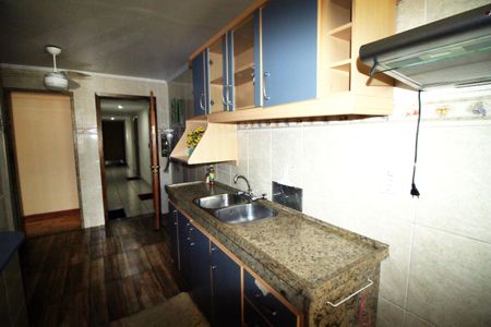 Apartamento à venda com 70m², 2 quartos e 1 vagaCozinha