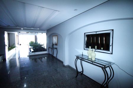 Apartamento à venda com 70m², 2 quartos e 1 vagaÁrea comum - Academia - Hall de Entrada