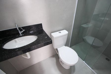 Studio - Banheiro  de kitnet/studio para alugar com 1 quarto, 20m² em Santo Amaro, São Paulo