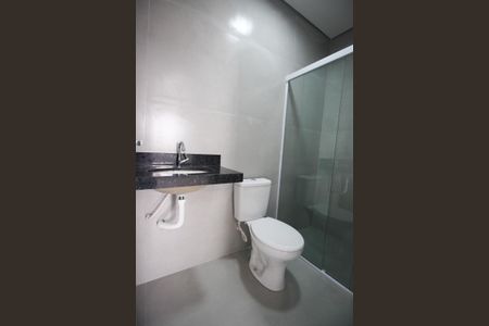 Studio - Banheiro  de kitnet/studio para alugar com 1 quarto, 20m² em Santo Amaro, São Paulo