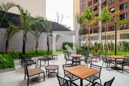 Apartamento para alugar com 74m², 2 quartos e 1 vagaÁrea comum - Salão de festas