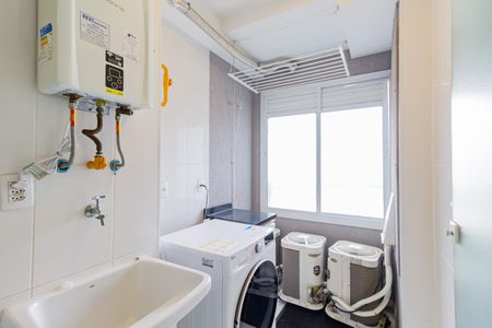 Apartamento para alugar com 74m², 2 quartos e 1 vagaÁrea de Serviço