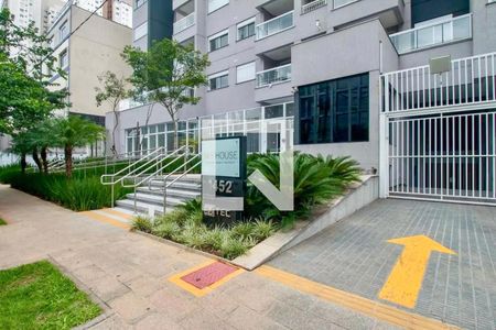 Apartamento para alugar com 74m², 2 quartos e 1 vagaFachada