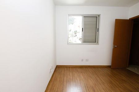 Apartamento à venda com 133m², 4 quartos e 3 vagasQuarto 3 - Suíte