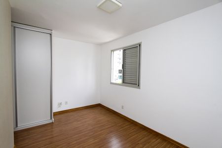 Apartamento à venda com 133m², 4 quartos e 3 vagasQuarto 4 - Suíte