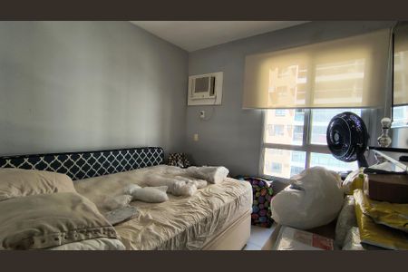 Apartamento à venda com 70m², 2 quartos e 1 vaga Apartamento à venda com 70m², 2 quartos e 1 vagaSuíte