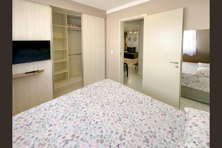 Apartamento para alugar com 79m², 2 quartos e 1 vagaSuíte 