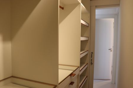 Apartamento para alugar com 89m², 2 quartos e 2 vagasCloset