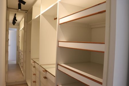 Apartamento para alugar com 89m², 2 quartos e 2 vagasCloset