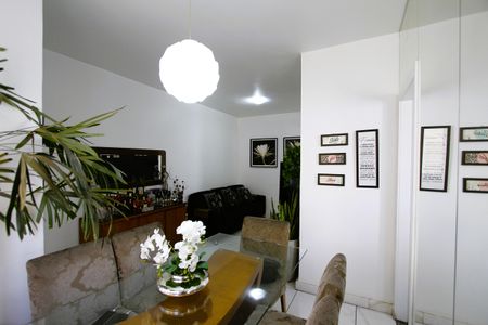 Sala de apartamento à venda com 3 quartos, 64m² em Betânia, Belo Horizonte
