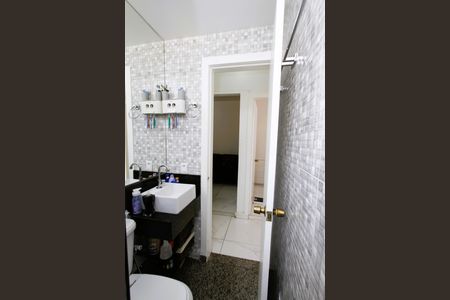 Apartamento à venda com 64m², 3 quartos e 1 vagaBanheiro Social