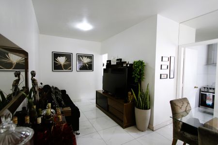 Apartamento à venda com 64m², 3 quartos e 1 vagaSala