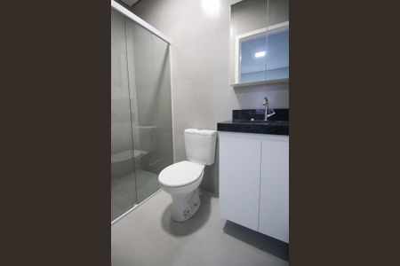 Studio - Banheiro de kitnet/studio para alugar com 1 quarto, 16m² em Santo Amaro, São Paulo