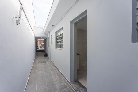Casa para alugar com 130m², 2 quartos e 2 vagasEntrada 