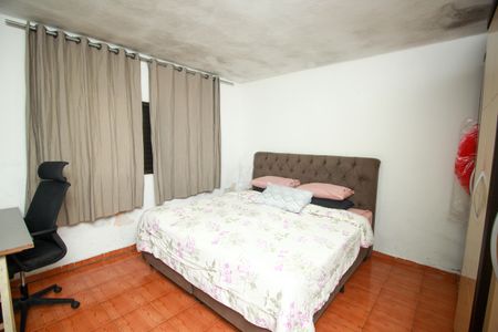 Quarto 1 de casa à venda com 2 quartos, 249m² em Vila Linda, Santo André