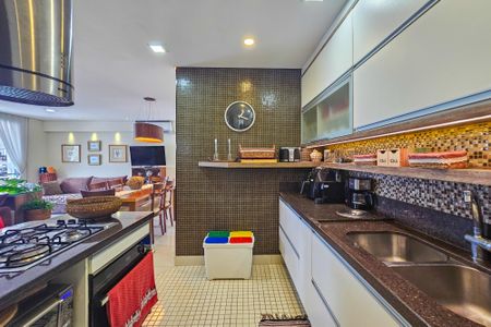 Apartamento para alugar com 86m², 2 quartos e 2 vagascozinha