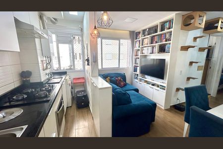 Cozinha de apartamento à venda com 2 quartos, 34m² em Vila Sao Joao, Guarulhos