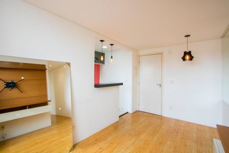 Sala de apartamento à venda com 2 quartos, 47m² em Vila Homero Thon, Santo André