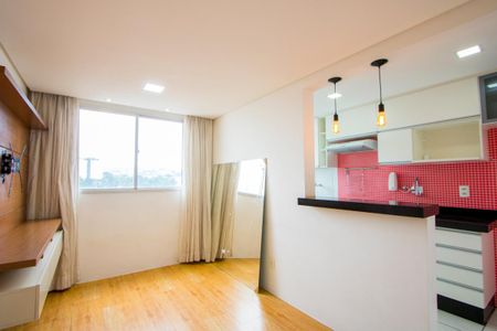 Sala de apartamento à venda com 2 quartos, 47m² em Vila Homero Thon, Santo André