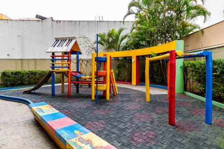 Apartamento à venda com 100m², 3 quartos e 1 vaga Apartamento à venda com 100m², 3 quartos e 1 vagaÁrea comum - Playground