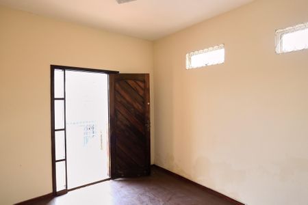 Sala de casa à venda com 3 quartos, 175m² em Concórdia, Belo Horizonte