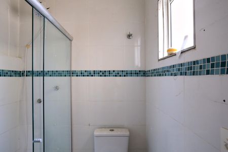 Casa à venda com 175m², 3 quartos e 2 vagasBanheiro da Suíte