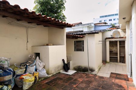 Casa à venda com 175m², 3 quartos e 2 vagasÁrea de Serviço