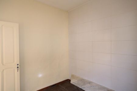 Casa à venda com 175m², 3 quartos e 2 vagasSuíte