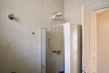 Casa à venda com 175m², 3 quartos e 2 vagasBanheiro