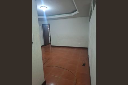 Apartamento para alugar com 175m², 3 quartos e 1 vagaQuarto