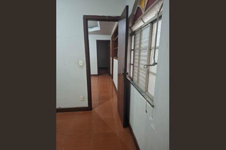 Apartamento para alugar com 175m², 3 quartos e 1 vagaQuarto