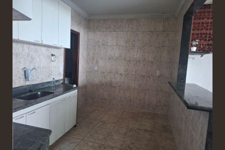 Cozinha de apartamento para alugar com 3 quartos, 175m² em Califórnia, Belo Horizonte