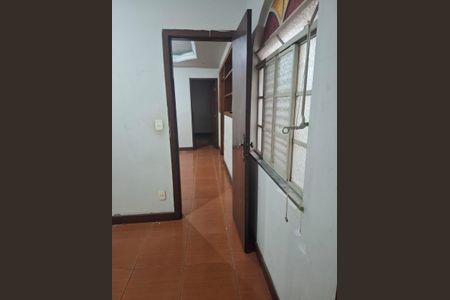 Apartamento para alugar com 175m², 3 quartos e 1 vagaQuarto