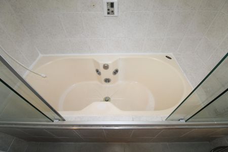 Casa de condomínio para alugar com 170m², 4 quartos e 2 vagasBanheiro da Suíte