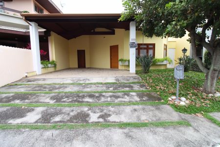 Casa de condomínio para alugar com 170m², 4 quartos e 2 vagasGaragem