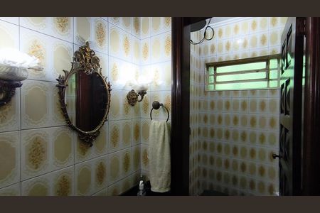 Casa para alugar com 144m², 3 quartos e 4 vagas Casa para alugar com 144m², 3 quartos e 4 vagasBanheiro social