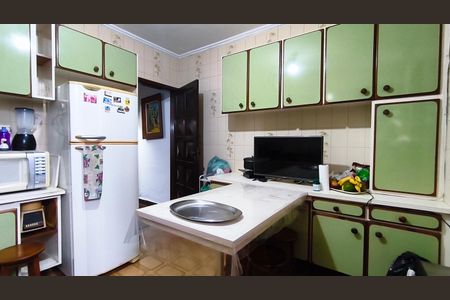Casa para alugar com 144m², 3 quartos e 4 vagas Casa para alugar com 144m², 3 quartos e 4 vagasCozinha