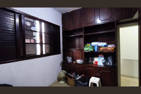 Casa para alugar com 144m², 3 quartos e 4 vagas Casa para alugar com 144m², 3 quartos e 4 vagasQuarto 2