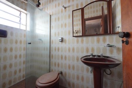 Casa para alugar com 144m², 3 quartos e 4 vagasBanheiro Edícula