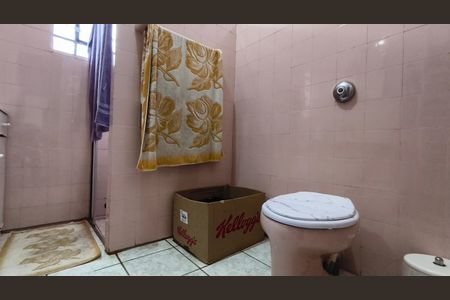 Casa para alugar com 144m², 3 quartos e 4 vagas Casa para alugar com 144m², 3 quartos e 4 vagasBanheiro social 2