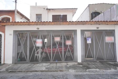 Casa para alugar com 144m², 3 quartos e 4 vagasFachada