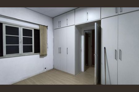 Casa para alugar com 144m², 3 quartos e 4 vagas Casa para alugar com 144m², 3 quartos e 4 vagasSuíte