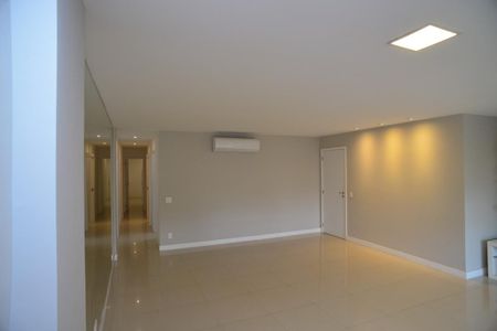 Sala de apartamento à venda com 3 quartos, 149m² em Barra da Tijuca, Rio de Janeiro