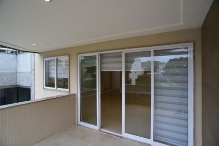 Apartamento à venda com 149m², 3 quartos e 3 vagasVaranda