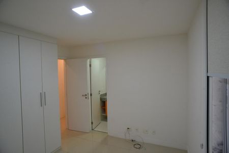 Apartamento à venda com 149m², 3 quartos e 3 vagasSuíte 2