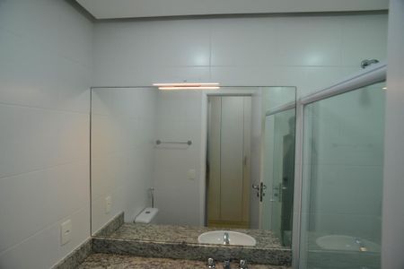 Apartamento à venda com 149m², 3 quartos e 3 vagasBanheiro Suíte 1